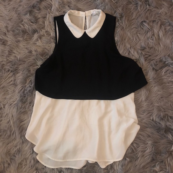 Elle Tops - Sleeveless blouse with Peter Pan collar Size S